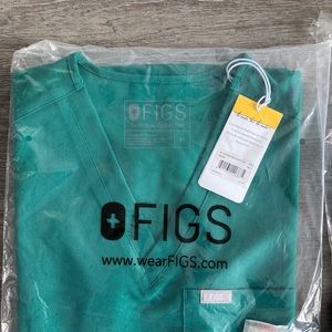 NWT Hunter Green Figs Scrubs! Catarina/Zamora